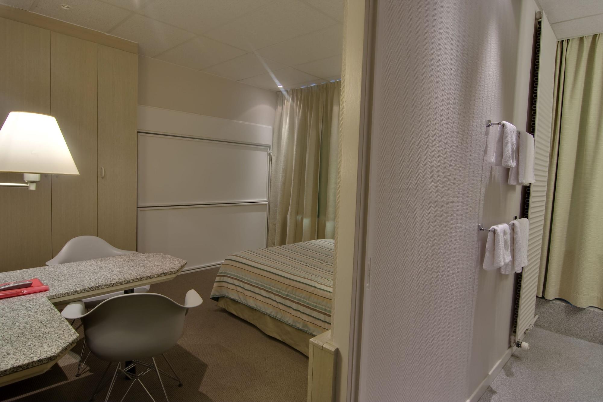 Glenmore 3*