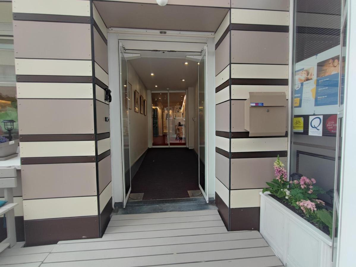 Hotel Glenmore 3*